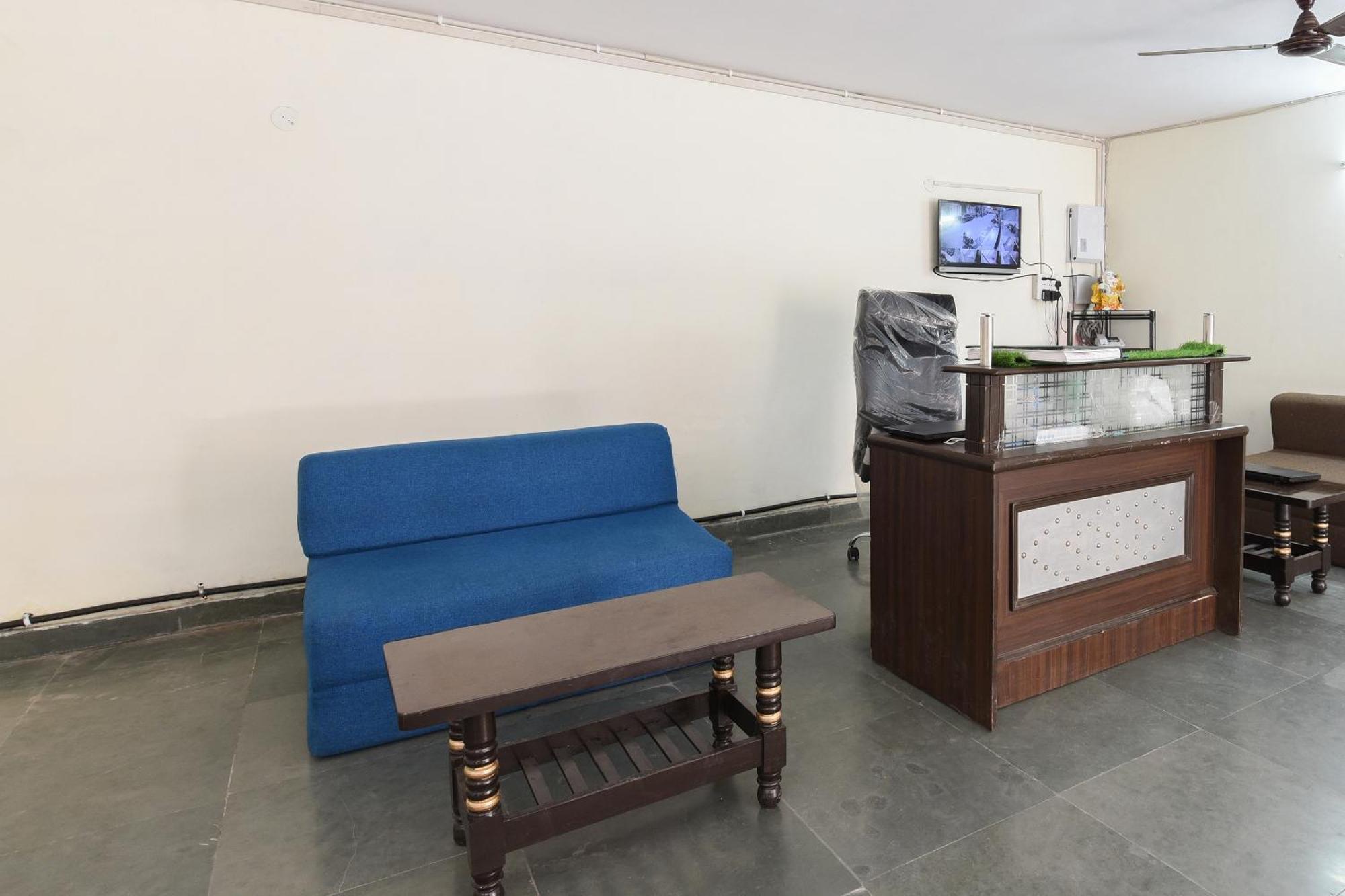 Hotel O Club Residency Új-Delhi Kültér fotó