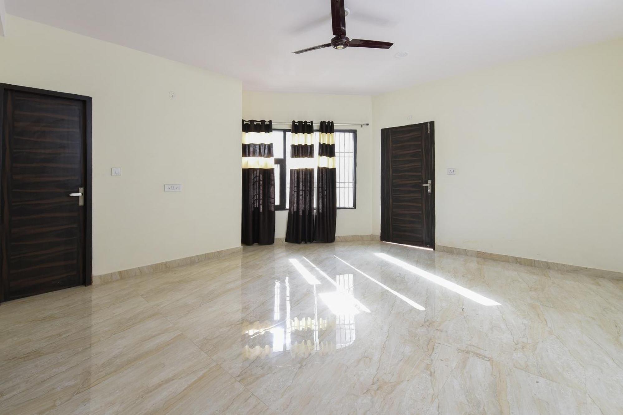 Hotel O Club Residency Új-Delhi Kültér fotó